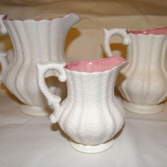 3 Small Decorative Pitchers Pink/White - Picture 4 of 11